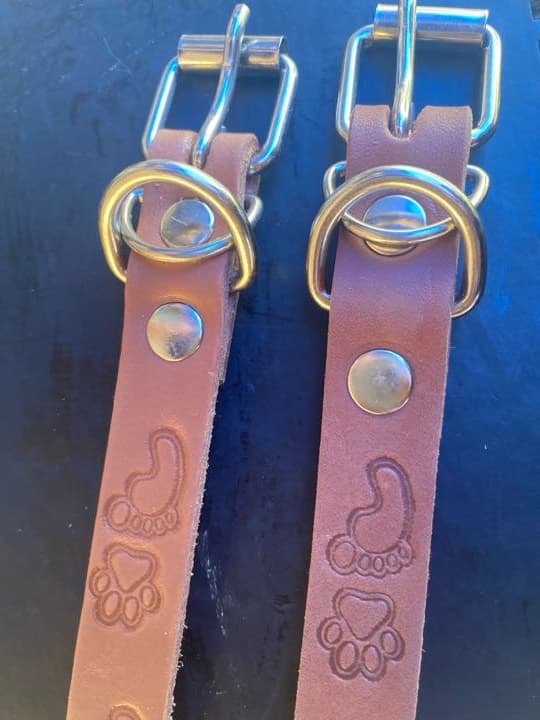 Collar piel huellitas 6